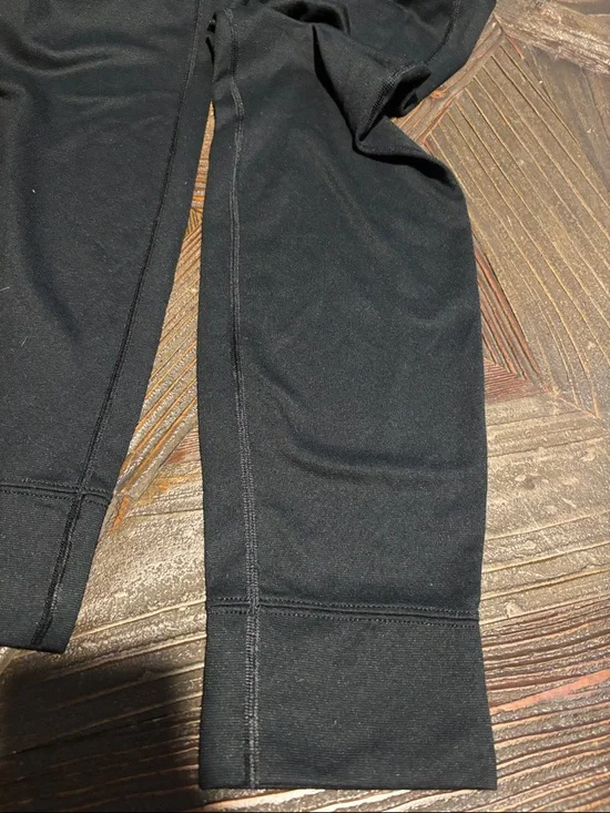 Patagonia Black Women's Leggings - Picture 8 of 12